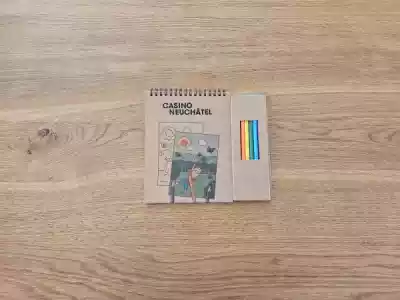 Set de coloriage, sérigraphie une couleur.