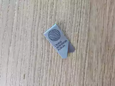 Trombone plat, tampographie une couleur.